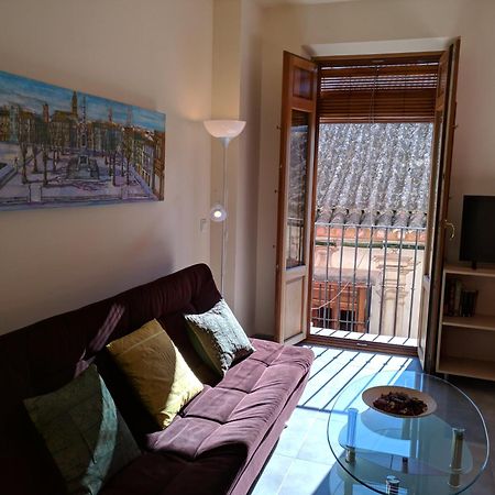 Hin17 Estudios Málaga Exteriör bild