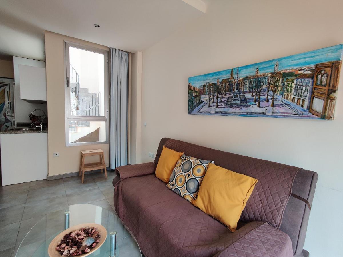 Hin17 Estudios Málaga Exteriör bild